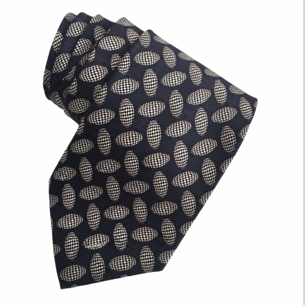 NEW Structure 100% Silk Tie. Brand New without Tag